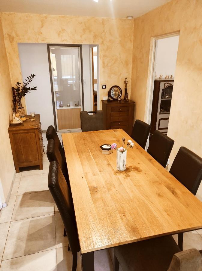 "Home Sweet Home" - 70M2 - Proche Lyon, Eurexpo, Groupama & Matmut Stadium, Ldlc Arena Сен-Пріє Екстер'єр фото