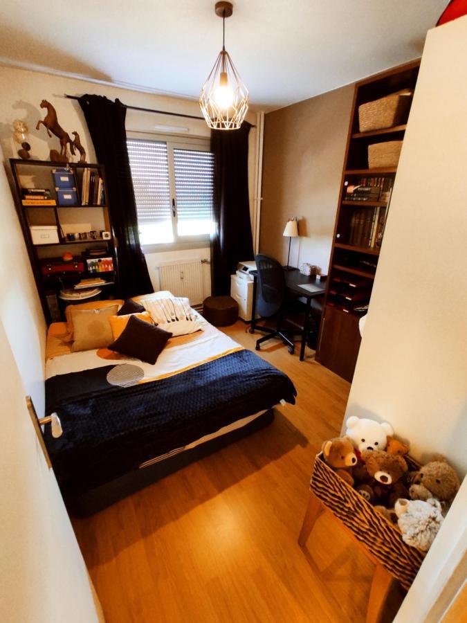 "Home Sweet Home" - 70M2 - Proche Lyon, Eurexpo, Groupama & Matmut Stadium, Ldlc Arena Сен-Пріє Екстер'єр фото